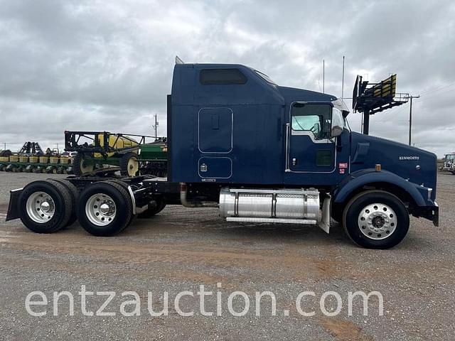 Image of Kenworth T800 equipment image 3