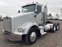 2005 Kenworth T800 Image