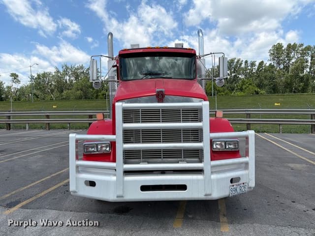 Image of Kenworth T800 equipment image 1
