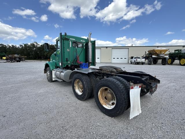 Image of Kenworth T800 equipment image 4