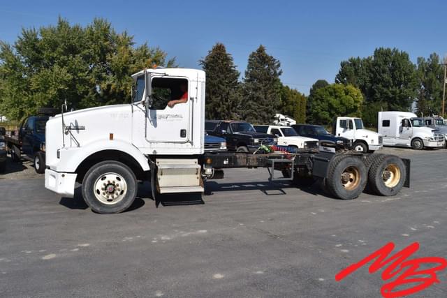 Image of Kenworth T800 equipment image 2