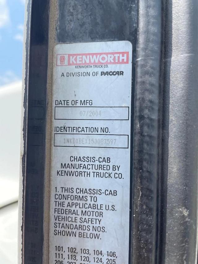 Image of Kenworth T800 equipment image 3