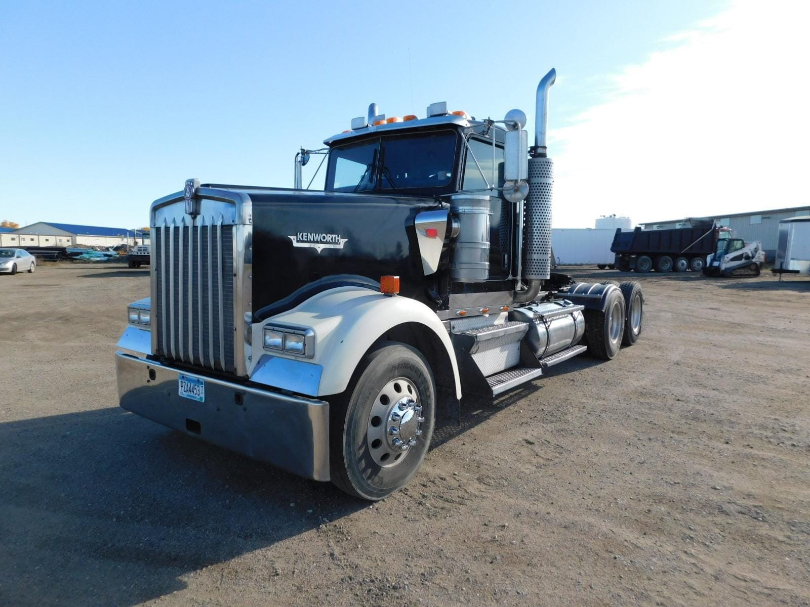 Main image Kenworth W900