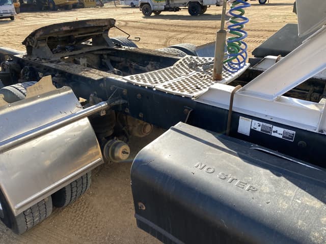 Image of Kenworth W900 equipment image 4