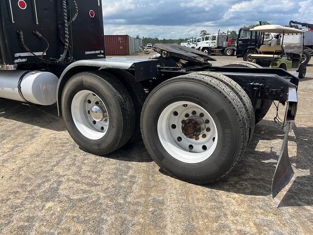 Image of Kenworth W900 equipment image 3