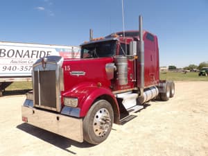 2005 Kenworth W900L Image