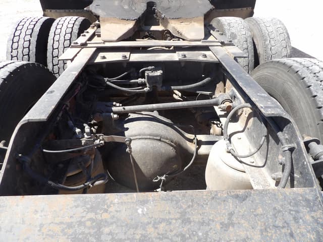 Image of Kenworth W900L equipment image 4