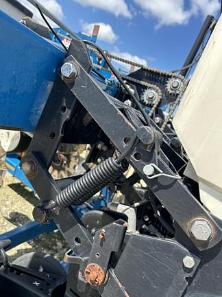 Image of Kinze 3500 equipment image 2