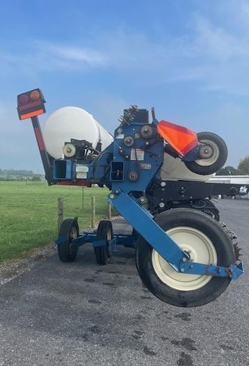 Image of Kinze 3600 equipment image 4