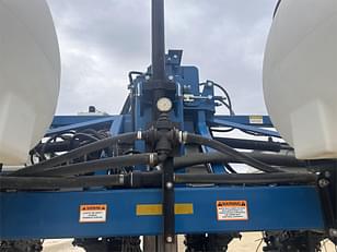 Main image Kinze 3600 12