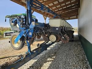 2005 Kinze 3600 Image