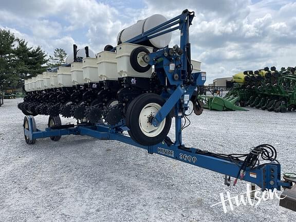 Image of Kinze 3600 Primary image