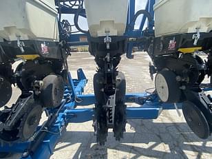 Main image Kinze 3600 13