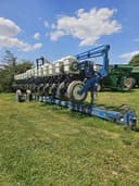 2005 Kinze 3650 Image