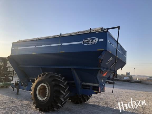 Image of Kinze 850 equipment image 3