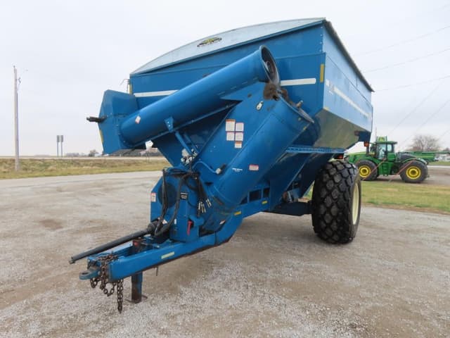 Image of Kinze 850 equipment image 1