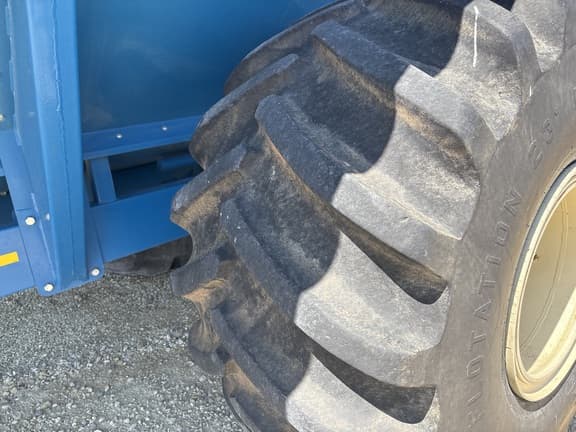 Image of Kinze 850 equipment image 4