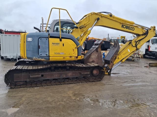 Image of Kobelco SK135SRLC equipment image 2