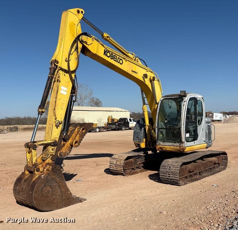 2005 Kobelco SK135SRLC Equipment Image0