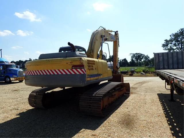 Image of Kobelco SK250LC equipment image 4