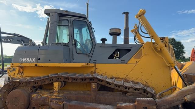 Image of Komatsu D155AX equipment image 3