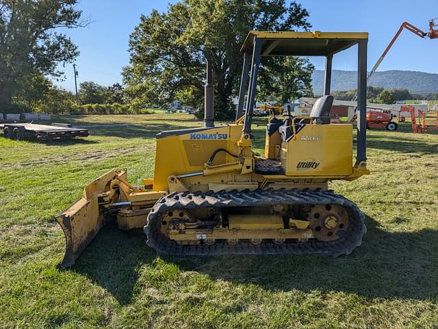 Image of Komatsu D21P equipment image 3