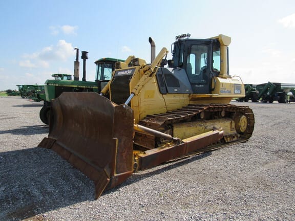 Main image Komatsu D65EX