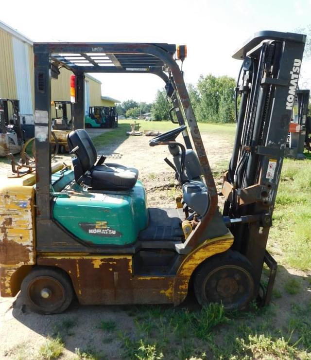 Image of Komatsu FG25ST-14 equipment image 4
