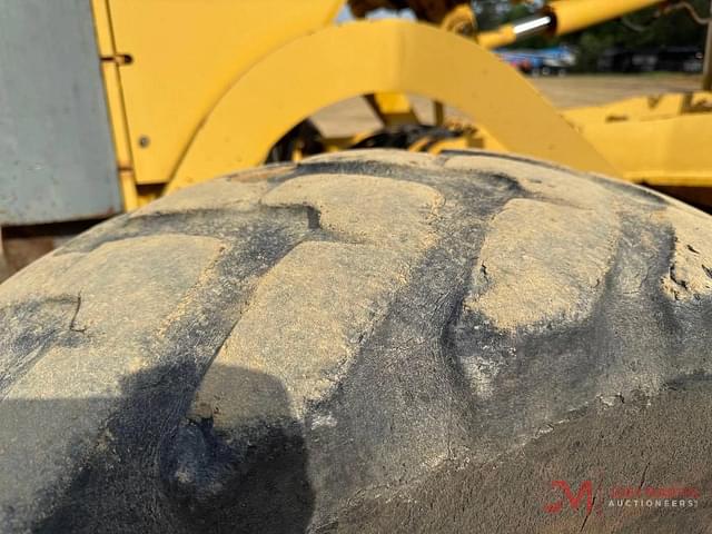 Image of Komatsu GD655 equipment image 4
