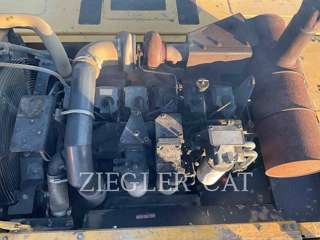 Image of Komatsu PC400LC equipment image 1