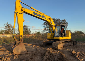 Main image Komatsu PC228