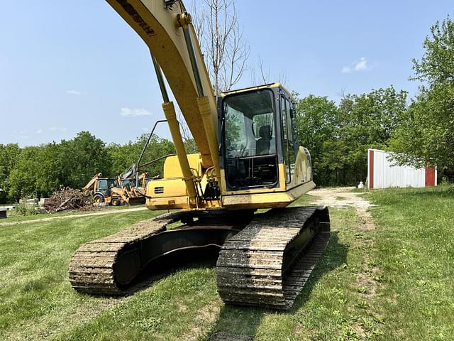 Image of Komatsu PC200LC-7L equipment image 4