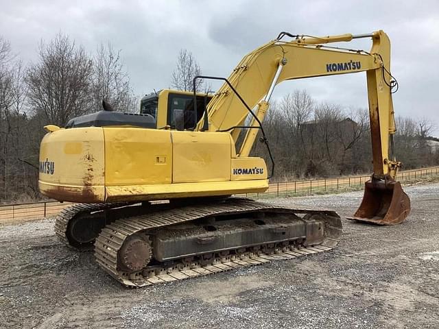 Image of Komatsu PC200LC-6 equipment image 2