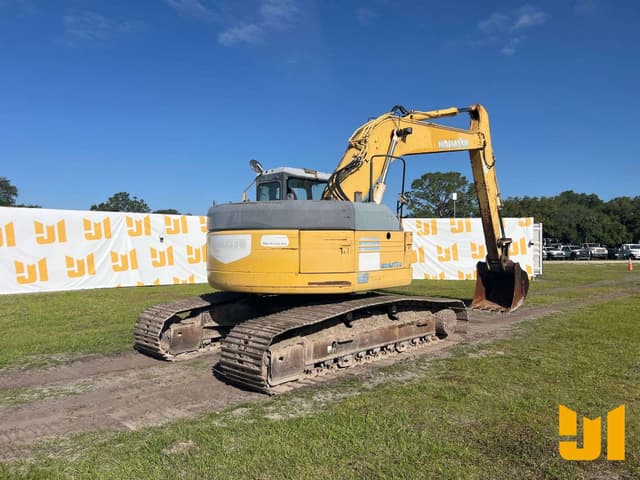 Image of Komatsu PC228USLC-3N0 equipment image 4