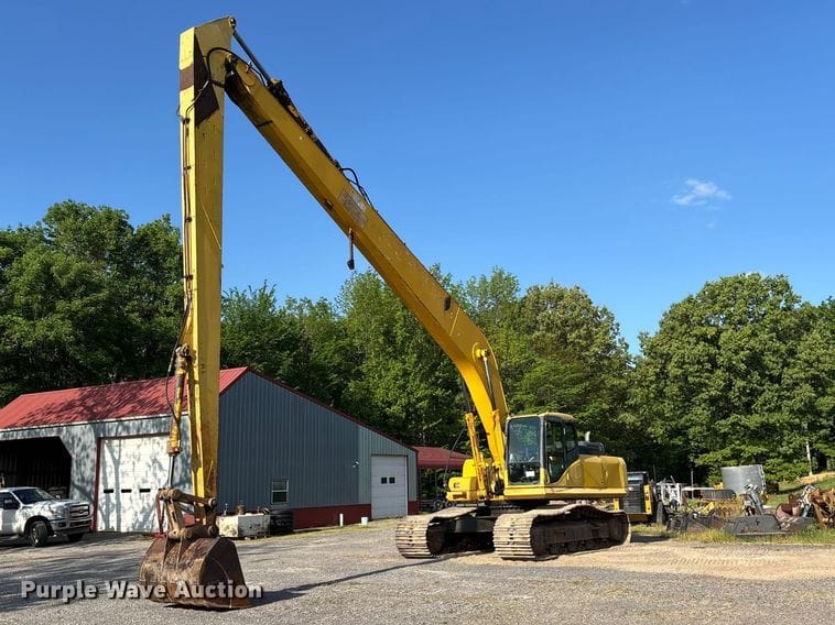 2005 Komatsu PC300 LC Equipment Image0