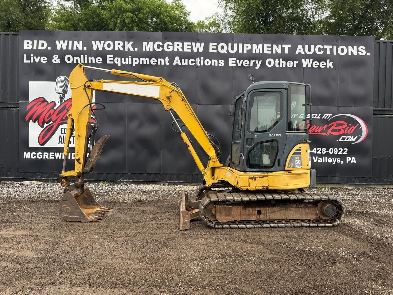 2005 Komatsu PC50MR-2 Equipment Image0