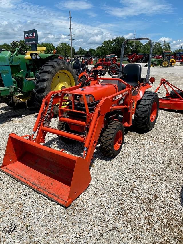 Image of Kubota B2410 equipment image 1