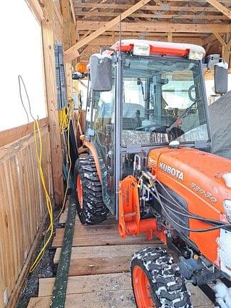 Image of Kubota B3030 equipment image 2