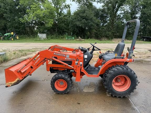 Image of Kubota B7510 equipment image 1