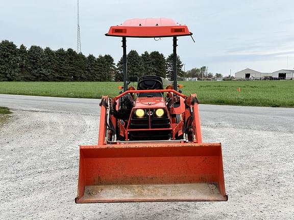 Image of Kubota B7800 equipment image 1