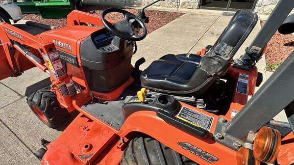 Image of Kubota BX2230D equipment image 2