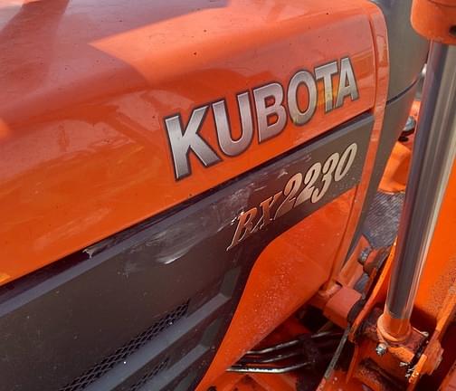 Image of Kubota BX2230D equipment image 2