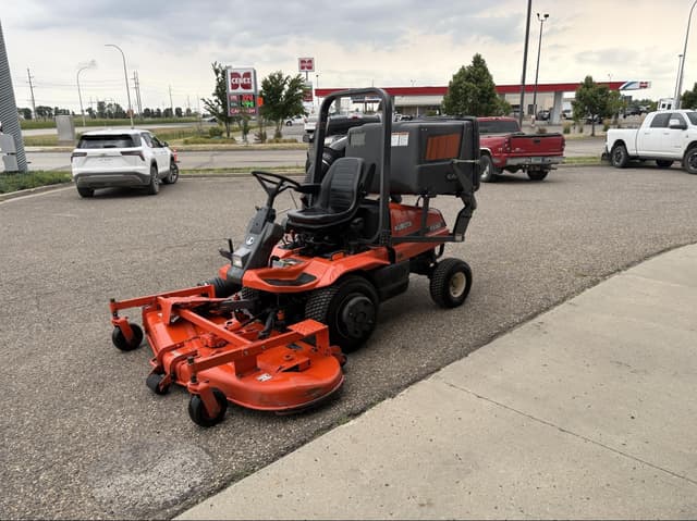Image of Kubota F3060 equipment image 3