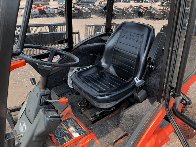 Image of Kubota F3060 equipment image 4