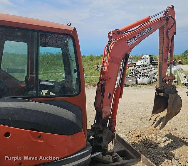 Image of Kubota KX71-3 equipment image 4