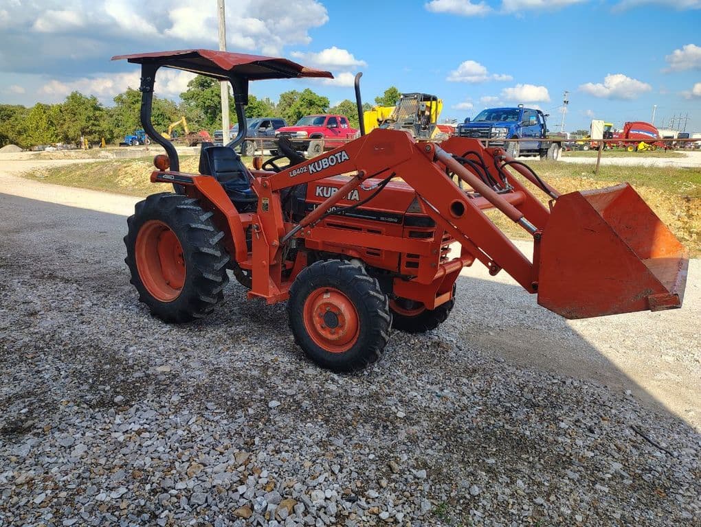 Image of Kubota L3000DT Primary image