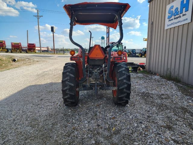 Image of Kubota L3000DT equipment image 4