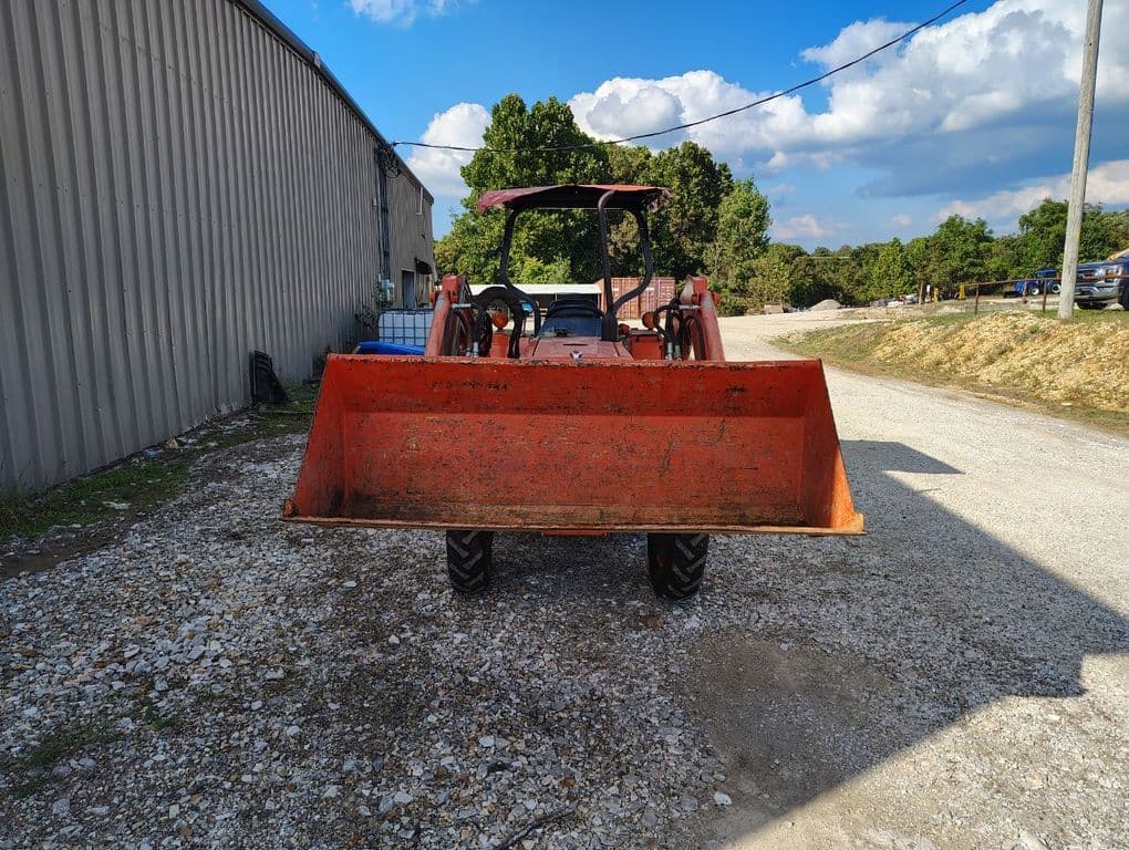 Image of Kubota L3000DT Primary image