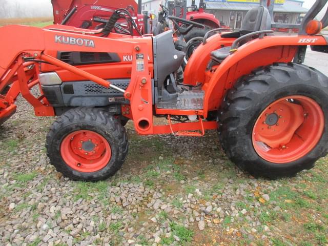 Image of Kubota L3130 equipment image 2