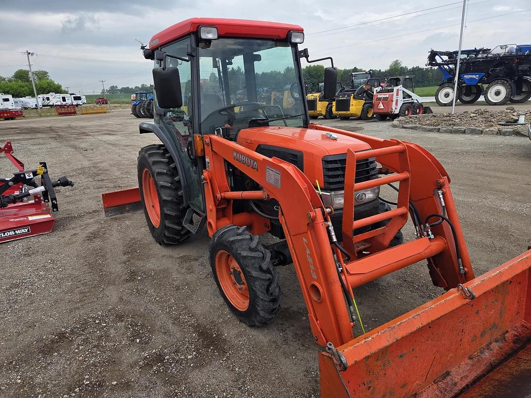 Image of Kubota L3430 Primary image